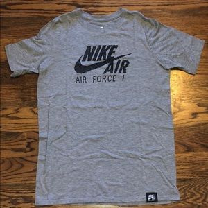 Youth XL Nike Air Force One T-shirt